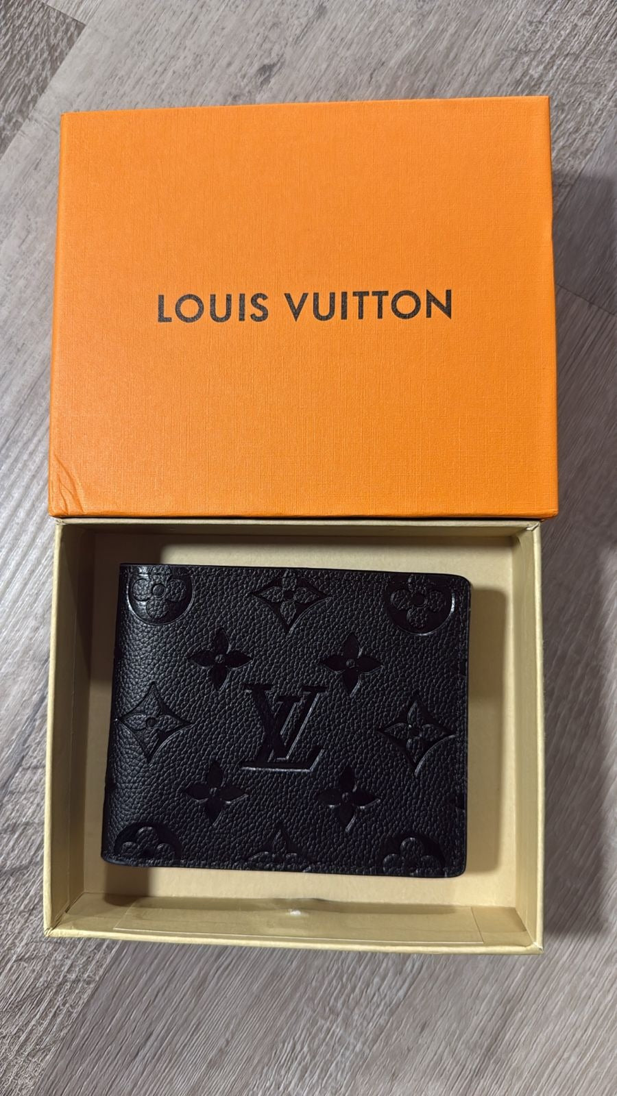 Louis Vuitton Black Monogram Wallet  New Trusty&Trendy