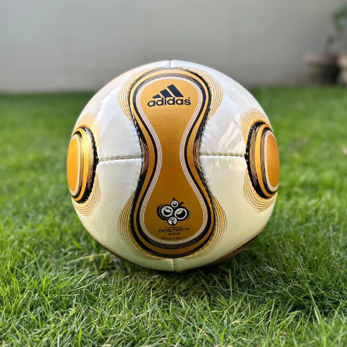 Teimgeist Football Fifa Worldcup 2006 Official Match Soccer Ball Size 5 Trusty&Trendy