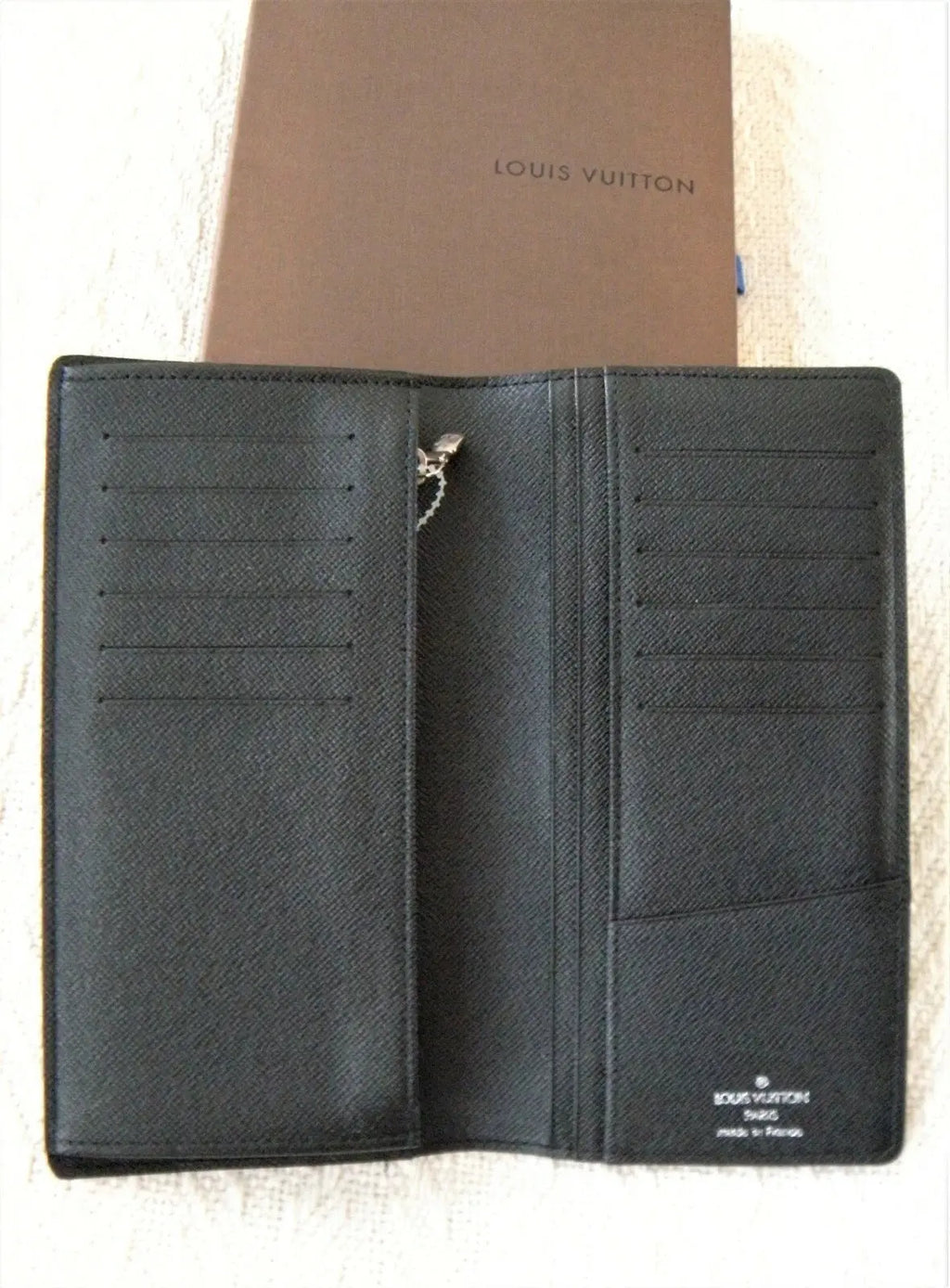 LOUIS VUITTON Portefeuille Brazza Wallet my store